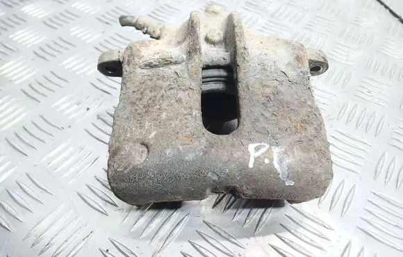 Renault Megane I Front brake caliper