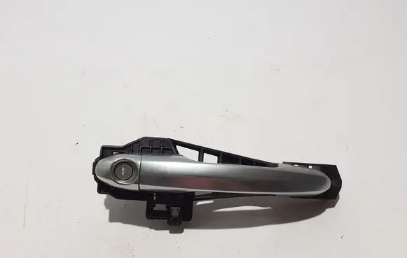 Fiat 500L Front door exterior handle 