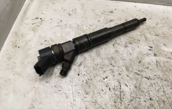 Land Rover Range Rover L322 Fuel injector 04451100477785984