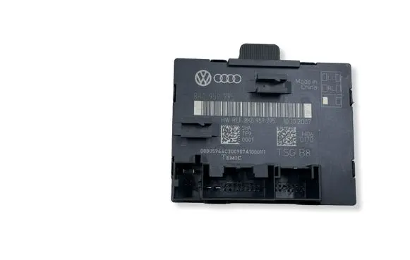 Audi A4 S4 B8 8K Door control unit/module 8K0959795