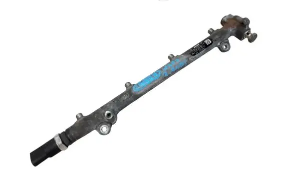 Mercedes-Benz C W203 Fuel main line pipe A6110700095 A0041531528
