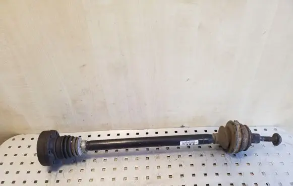 Rear driveshaft