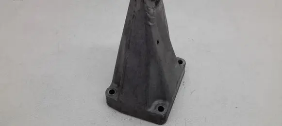 Mercedes-Benz E W211 Engine mounting bracket A6112230804