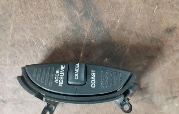 Dodge Durango I Steering wheel buttons/switches 56021332AB