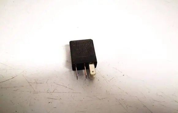 Opel Meriva A Other relay 24435922