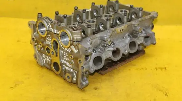 Hyundai i20 (GB IB) Engine head 22111-03440Y