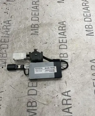 Lexus CT 200H Aerial antenna amplifier 8630076010