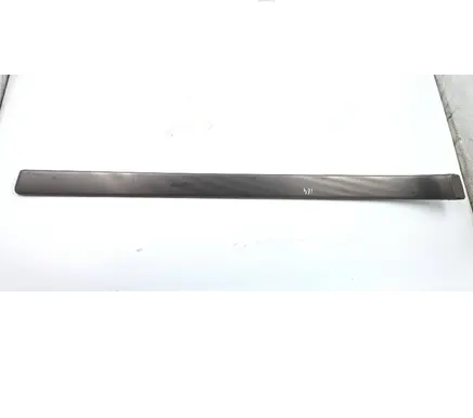 Audi A4 S4 B5 8D Front door trim bar 8D0867410A