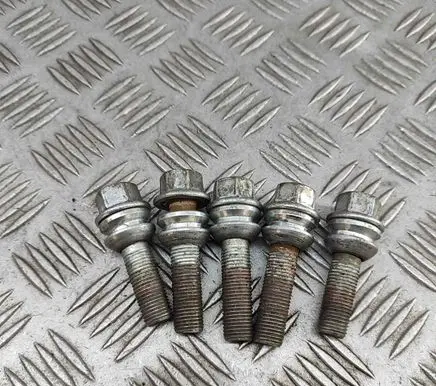 Porsche Panamera (970) Nuts/bolts 