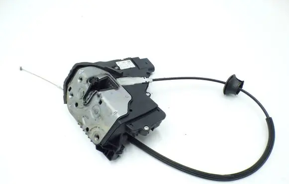 Seat Alhambra (Mk2) Sliding door lock 7N0839015B A048315 911006107