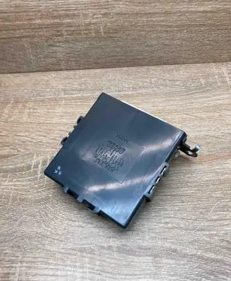 Toyota Prius (XW20) Power management control unit 8967047010 1012380151