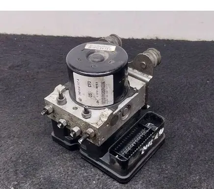 Volkswagen Transporter - Caravelle T5 ABS Pump 7H0614117A 7H0907379S