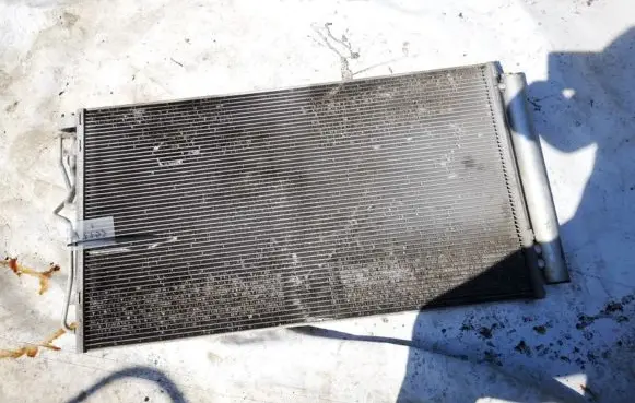 Hyundai Sonata A/C cooling radiator (condenser)