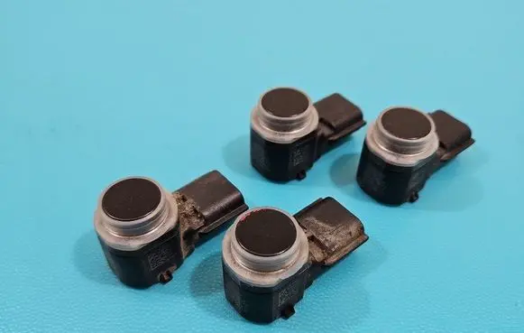 Dacia Sandero III Parking PDC sensor 284429097R IMPRK1444134