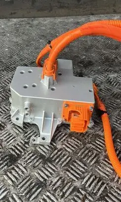 XPeng P7 Voltage converter inverter 119002EF10004