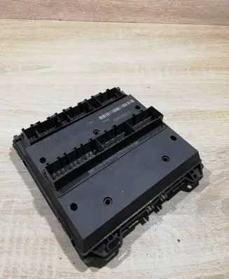 Skoda Fabia Mk1 (6Y) Comfort/convenience module 6Q2937049B 5WK48213