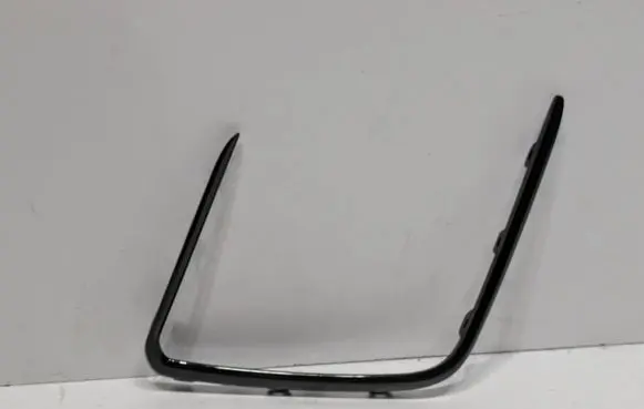 Volkswagen Tiguan Front bumper splitter molding 5NA853101N