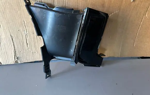 Volvo EX30 Intercooler air guide/duct channel 80001778 510992