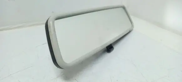 Rear view mirror (interior)