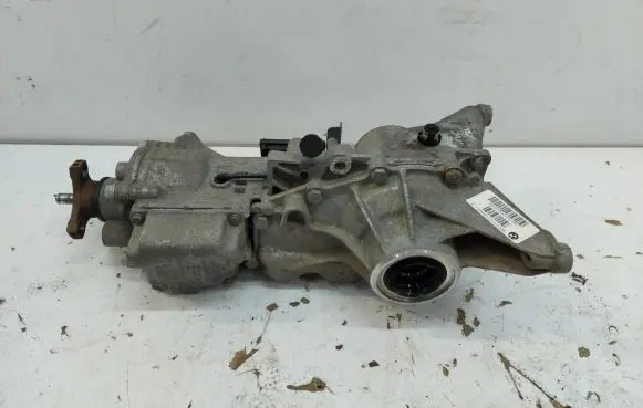 BMW 1 F40 Rear differential 8841514