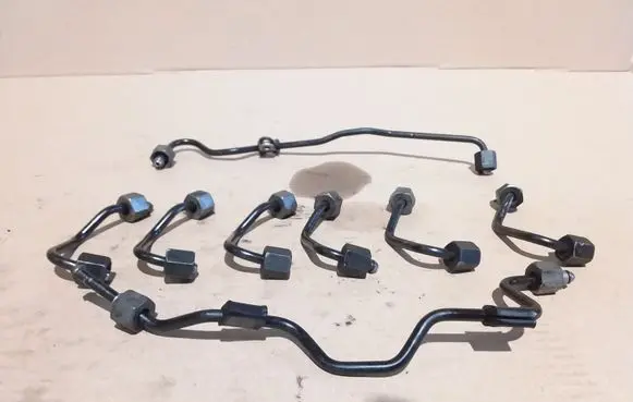 Mercedes-Benz E W211 Fuel injector supply line/pipe 