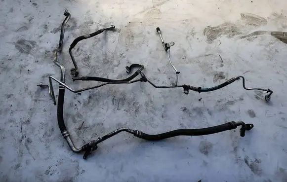 Renault Megane III Air conditioning (A/C) pipe/hose 