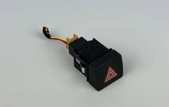Audi A4 S4 B8 8K Hazard light switch 8W0941509A 31081611S