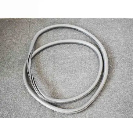Citroen C4 II Picasso Rubber seal front coupe door 