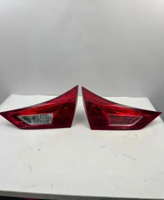 Toyota Auris E180 Rear/tail lights 05170237 02260