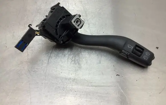 Audi A3 S3 8P Wiper control stalk 8P0953519A 01203610 20361061635574