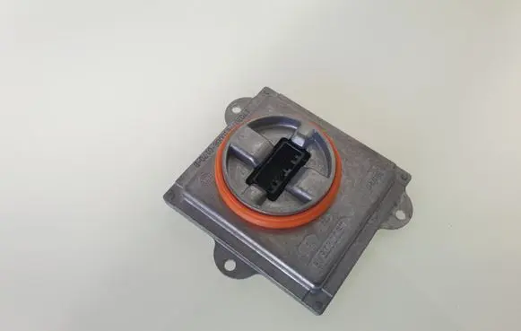 Ford Fusion II Headlight ballast module Xenon L90077817 L90021969 N5WQL