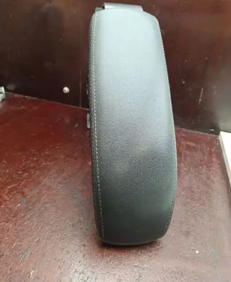 Peugeot 208 I Armrest A0560501001