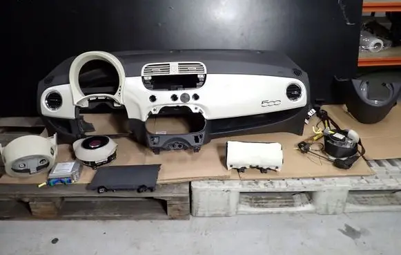 Fiat 500 Dashboard 