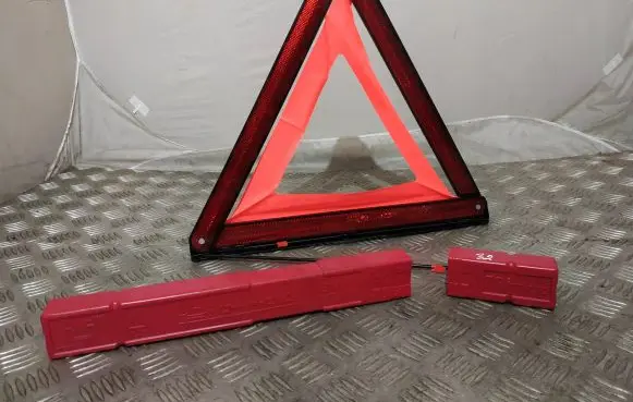 BMW 3 F30 F35 F31 Emergency warning sign 6770487
