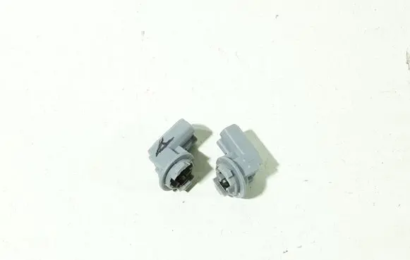 Toyota Corolla Verso AR10 Number plate light