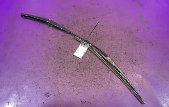Fiat Doblo Front wiper blade arm