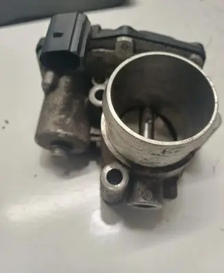 Ford Fiesta Throttle valve 50989002