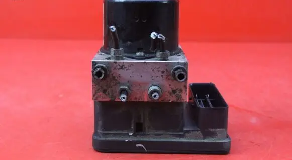 Ford Focus C-MAX ABS Pump 8M51-2C405-CA