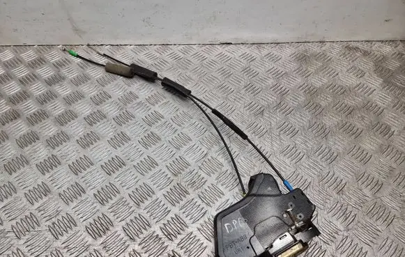 Toyota Avensis T250 Rear door lock PBTABSGF15