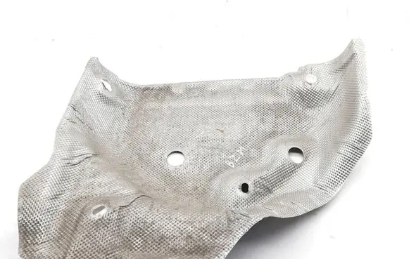 Toyota C-HR I Heat shield in engine bay 