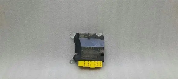 Mercedes-Benz C W205 Airbag control unit/module A2059008618