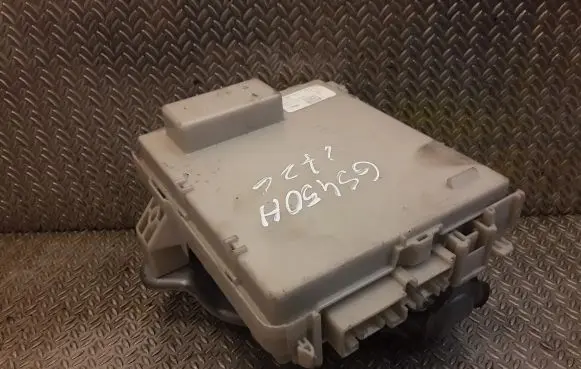 Lexus GS 300 350 430 450H Fuse box set 8267030250
