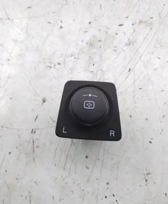 Opel Antara Wing mirror switch