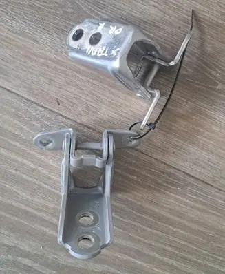 Nissan X-Trail T33 Front door hinges set AB35