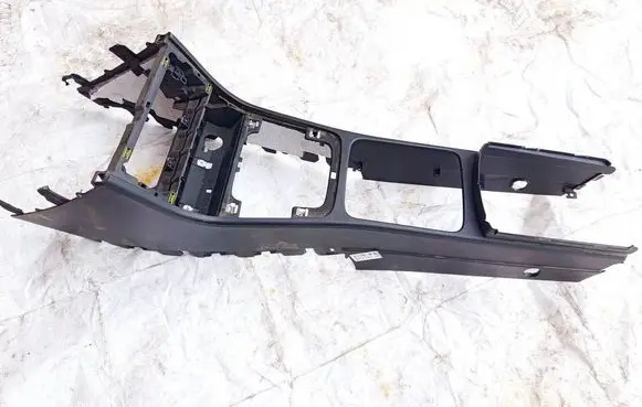 Volkswagen PASSAT B6 Center console 3C1863241