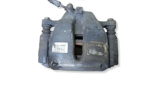 Peugeot 2008 I Front brake caliper 0204Y04793C