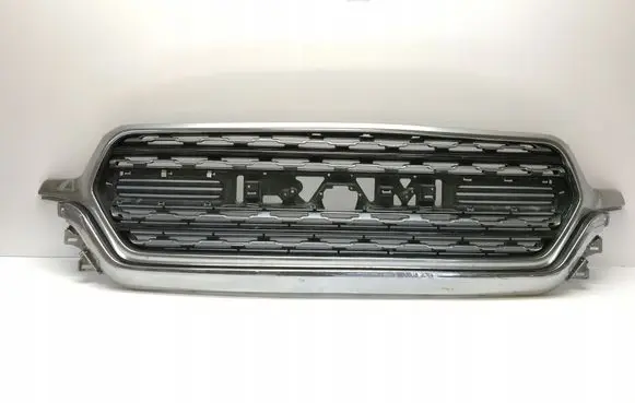Dodge RAM Front bumper upper radiator grill