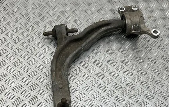 Chrysler Pacifica Front lower control arm/wishbone