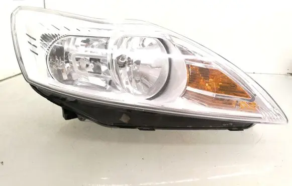 Ford Focus Headlight/headlamp 8M5113W029AF