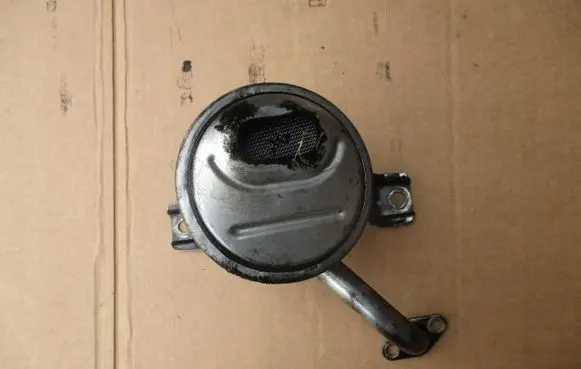 Toyota Avensis T220 Oil filter mounting bracket AVENST22SMOK1